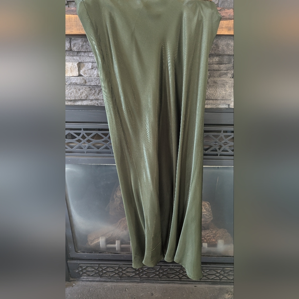 Elegant Olive Green Satin(Viscose) Skirt